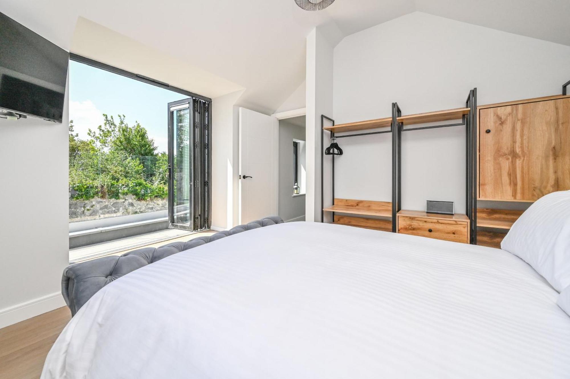 Вілла 1 The Nest - Luxury Modern House Nr Beach & Bars With Sea Views & Free Parking Чарлстаун Екстер'єр фото