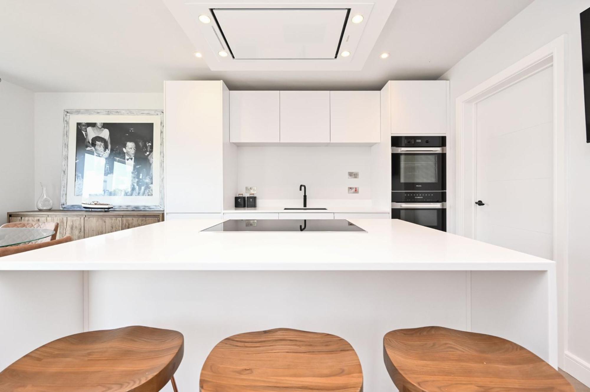 Вілла 1 The Nest - Luxury Modern House Nr Beach & Bars With Sea Views & Free Parking Чарлстаун Екстер'єр фото