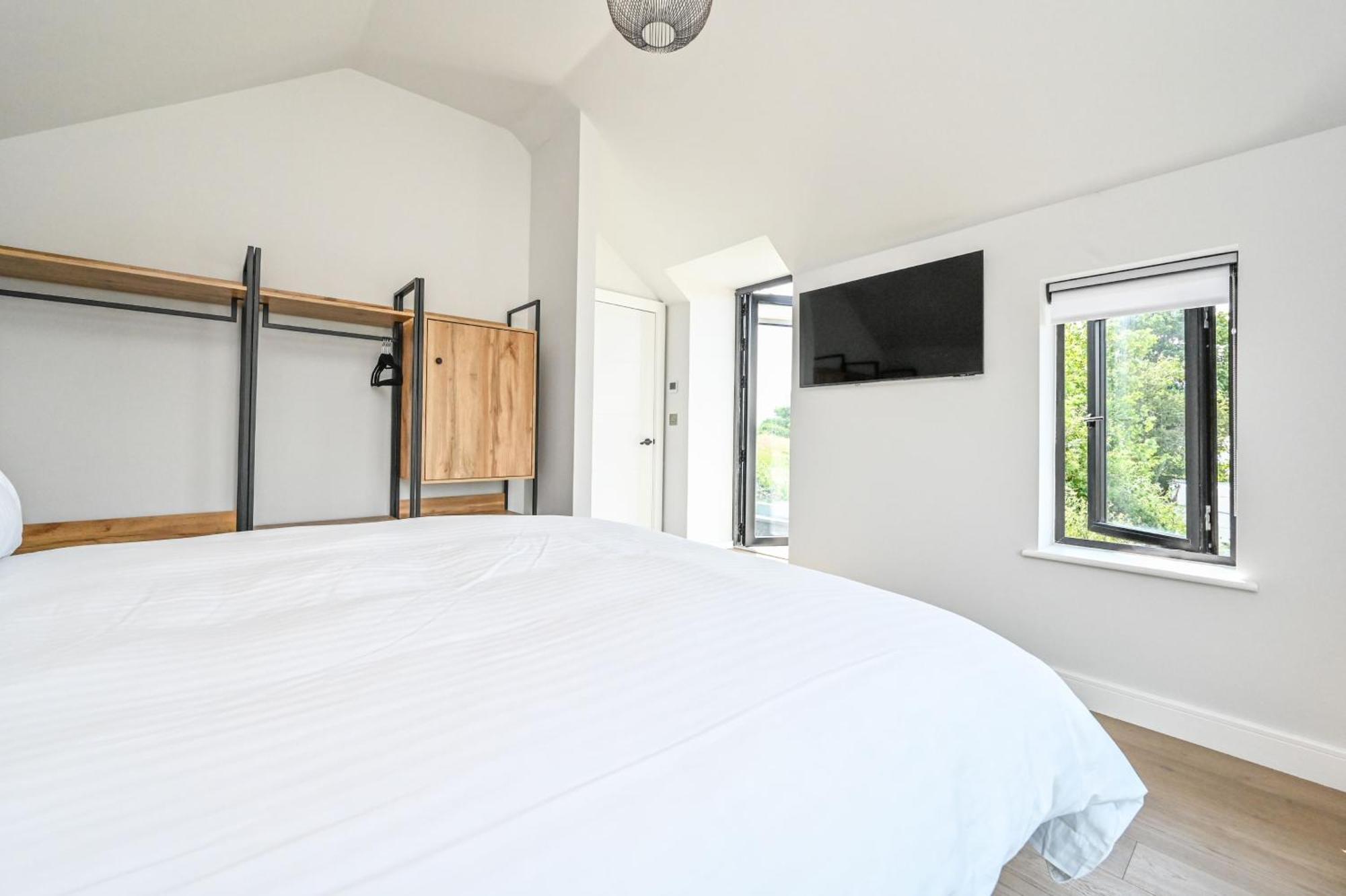 Вілла 1 The Nest - Luxury Modern House Nr Beach & Bars With Sea Views & Free Parking Чарлстаун Екстер'єр фото
