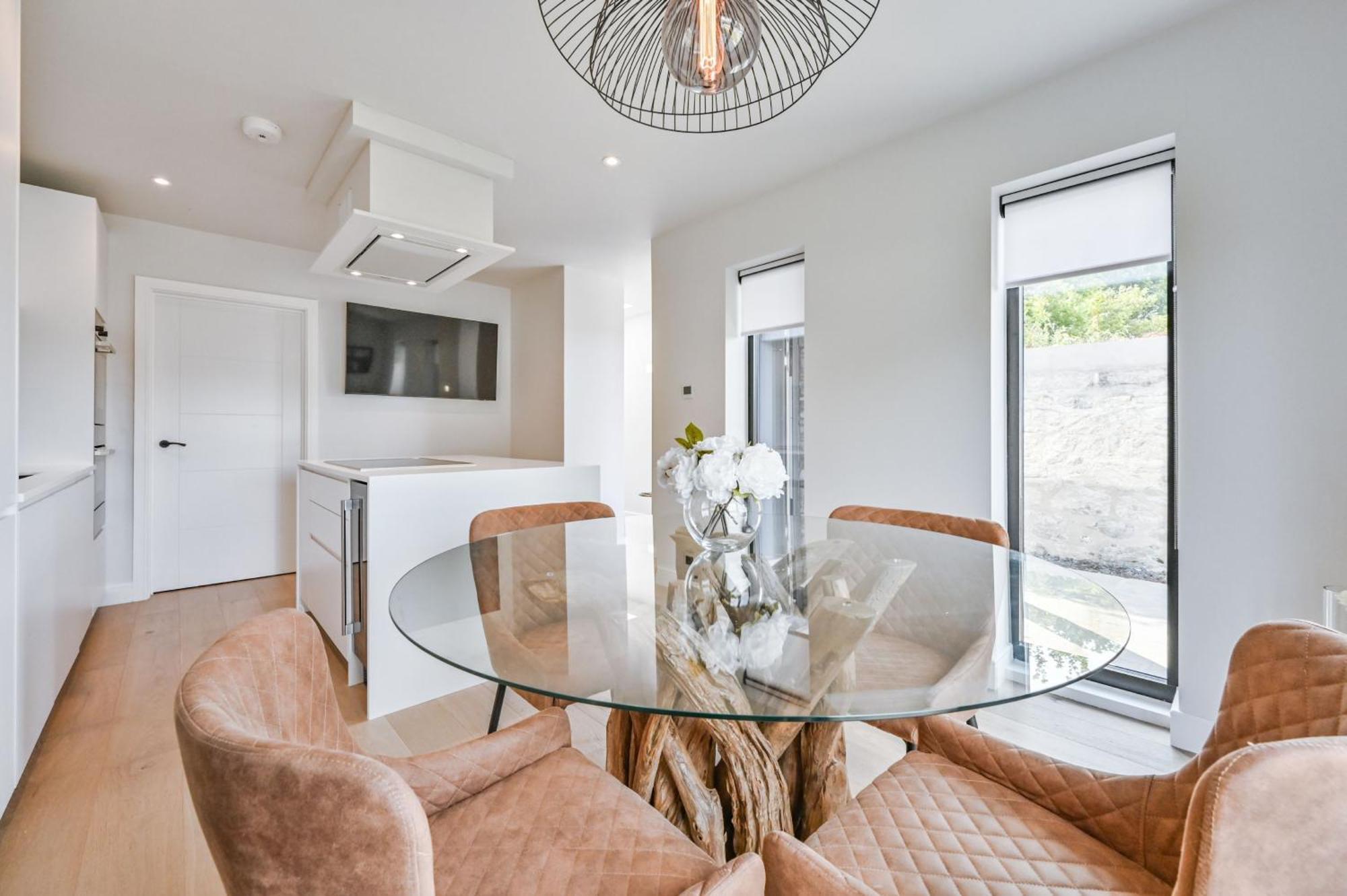 Вілла 1 The Nest - Luxury Modern House Nr Beach & Bars With Sea Views & Free Parking Чарлстаун Екстер'єр фото