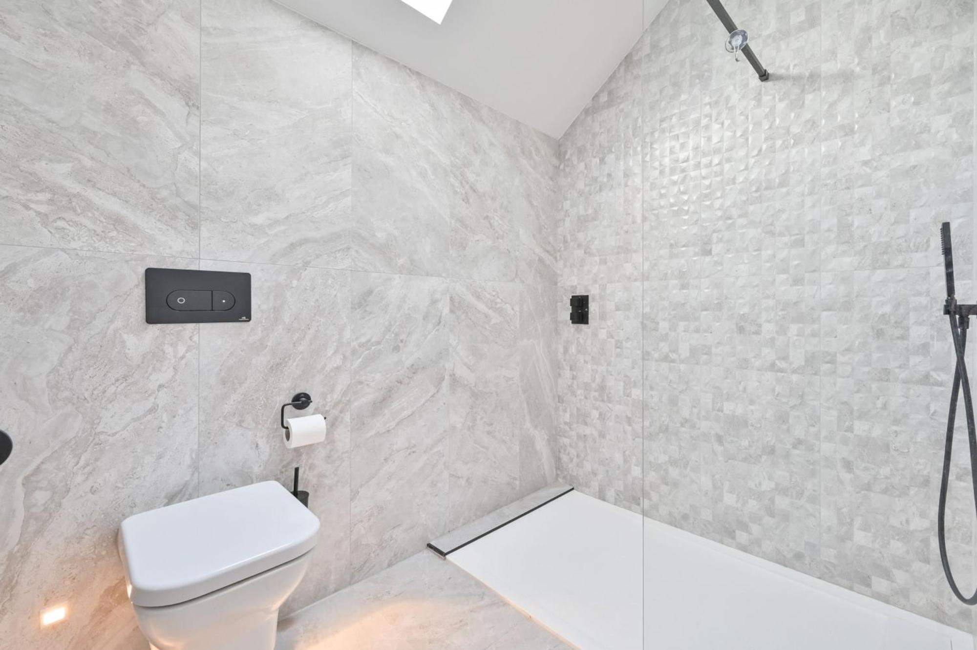 Вілла 1 The Nest - Luxury Modern House Nr Beach & Bars With Sea Views & Free Parking Чарлстаун Екстер'єр фото